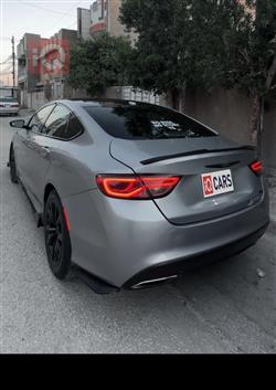كرايسلر 200